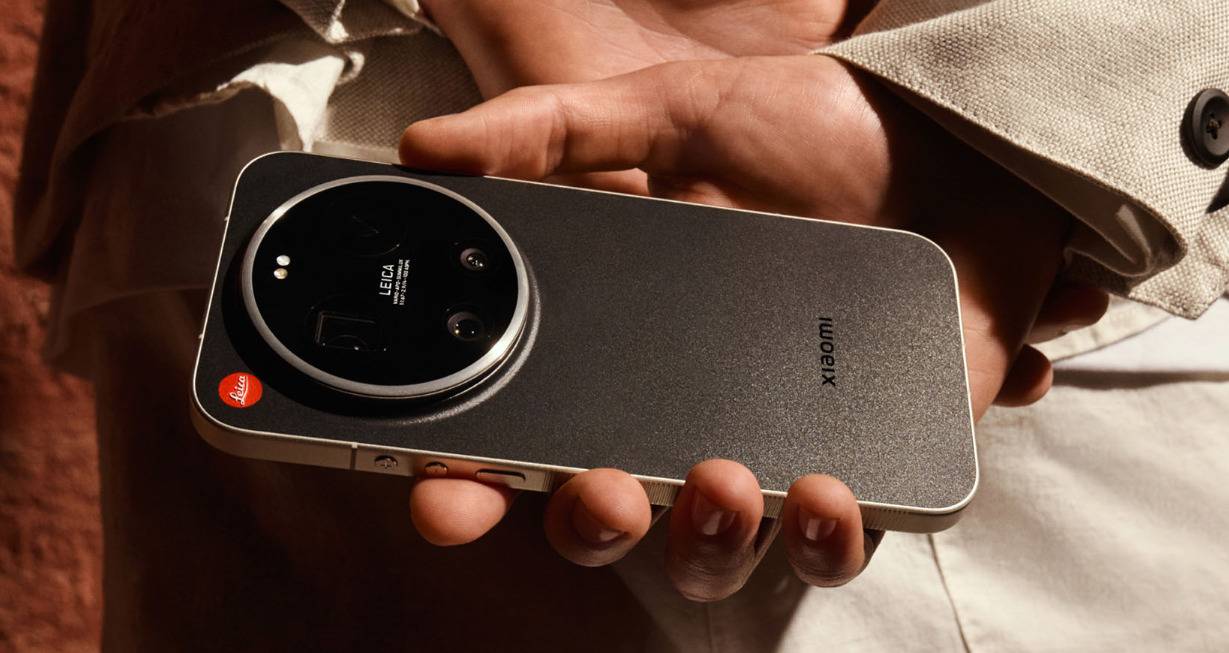 Leica Leitzphone 手機外型設計