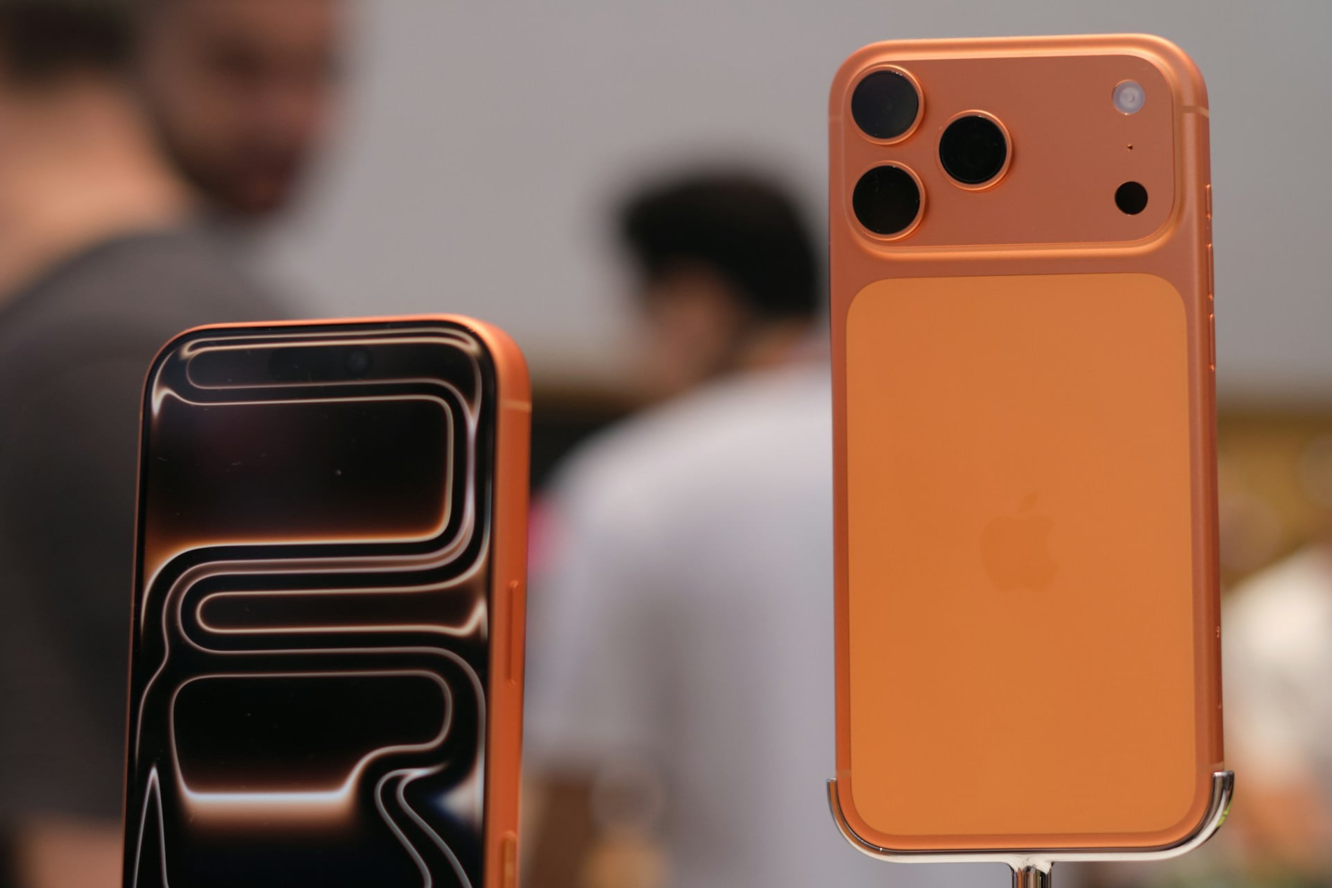 【快訊】iPhone 旗艦機相機規格洩漏？主鏡頭或導入可變光圈，望遠升級再等等