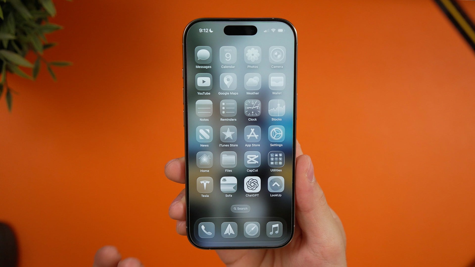 【快訊】iOS 27 傳將迎來 7 大升級：Siri 大改版、AI 修圖與錢包功能都更聰明