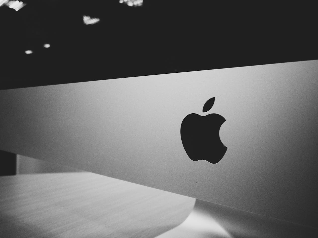 【快訊】蘋果 WWDC 2025七大亮點搶先看》設計革新、iPad多工全面升級