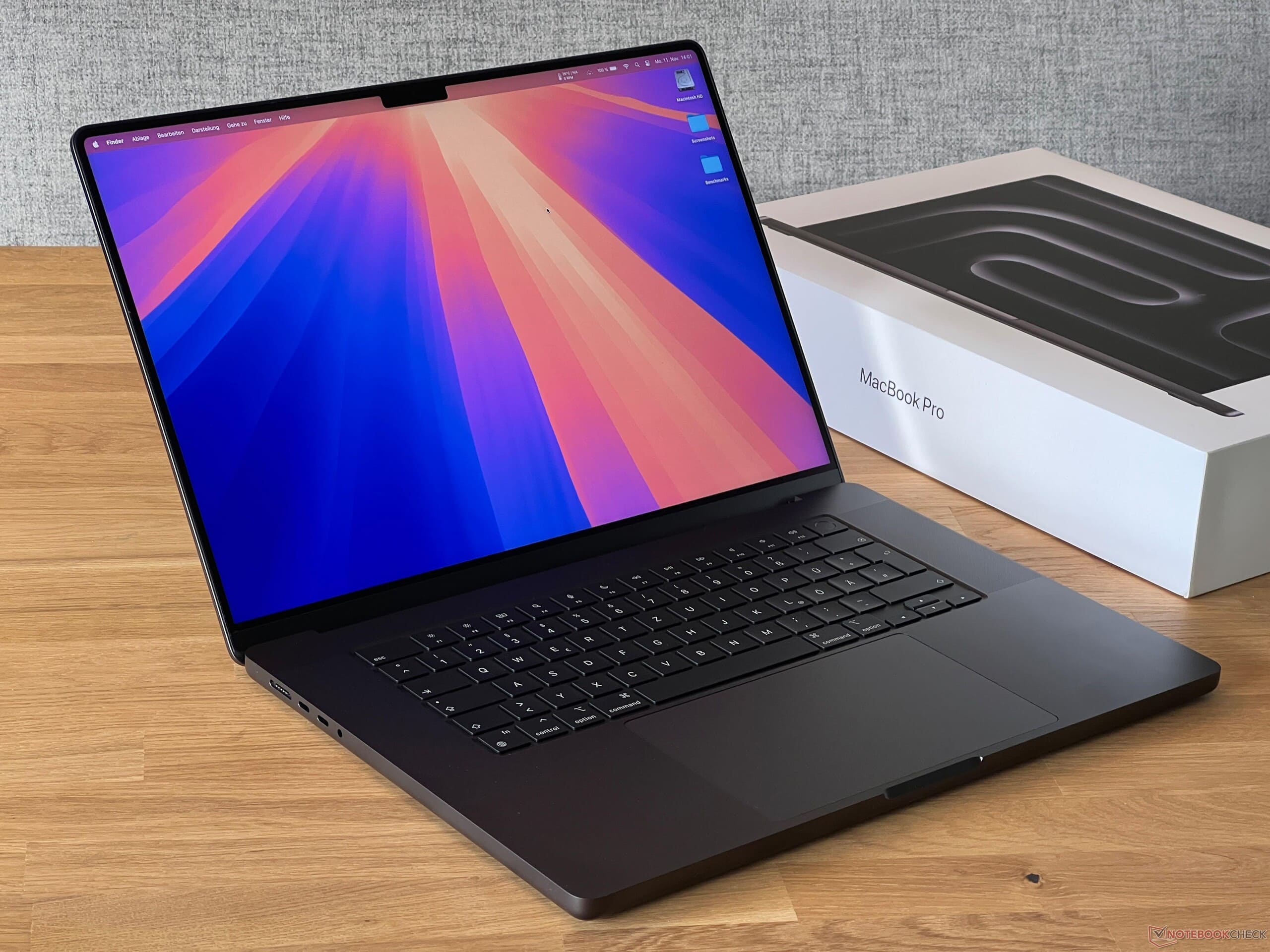 MacBook Pro 16 吋 (M4 Pro)