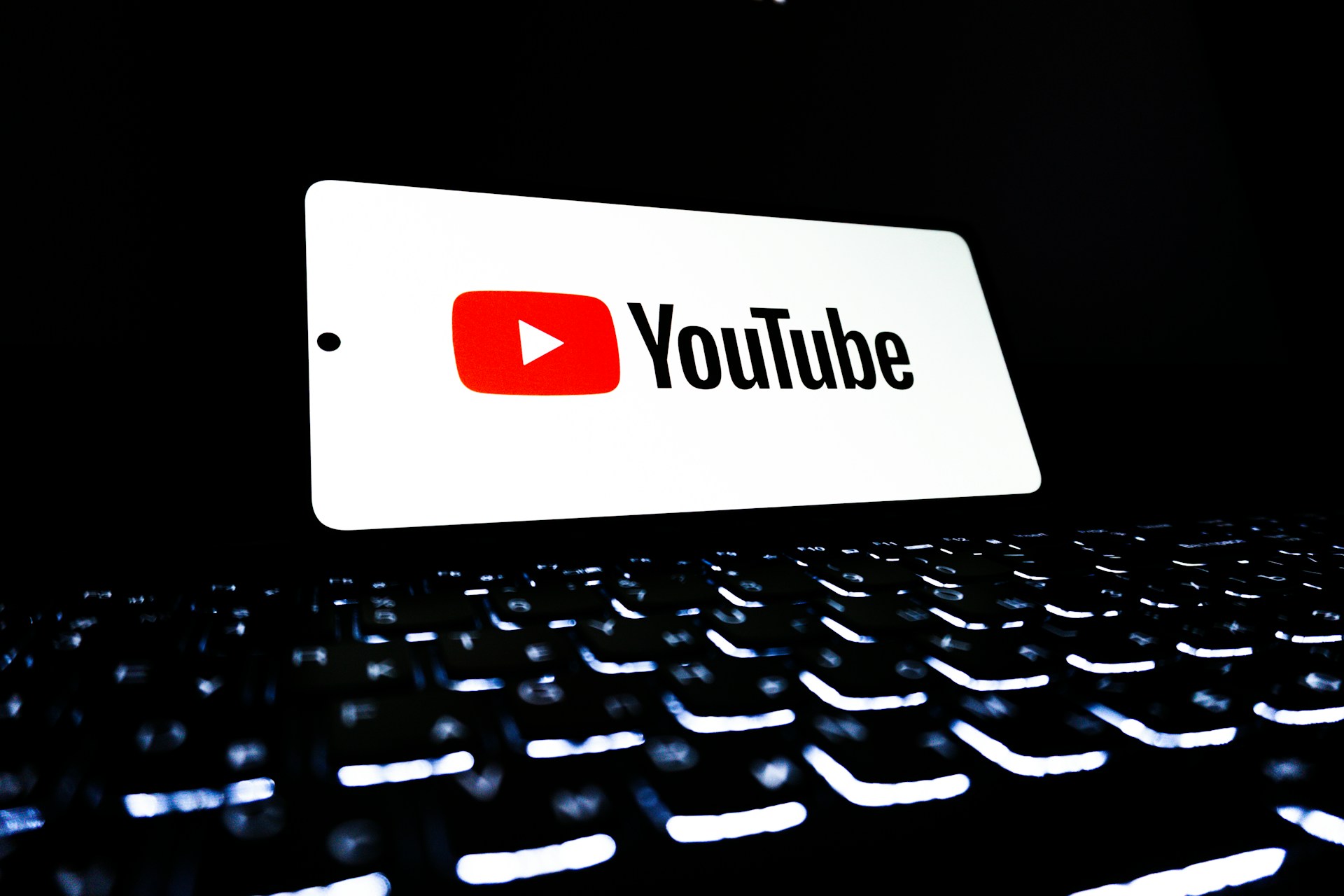 【快訊】YouTube Premium Lite 登台!月付只要 NT$119,值不值得升級?