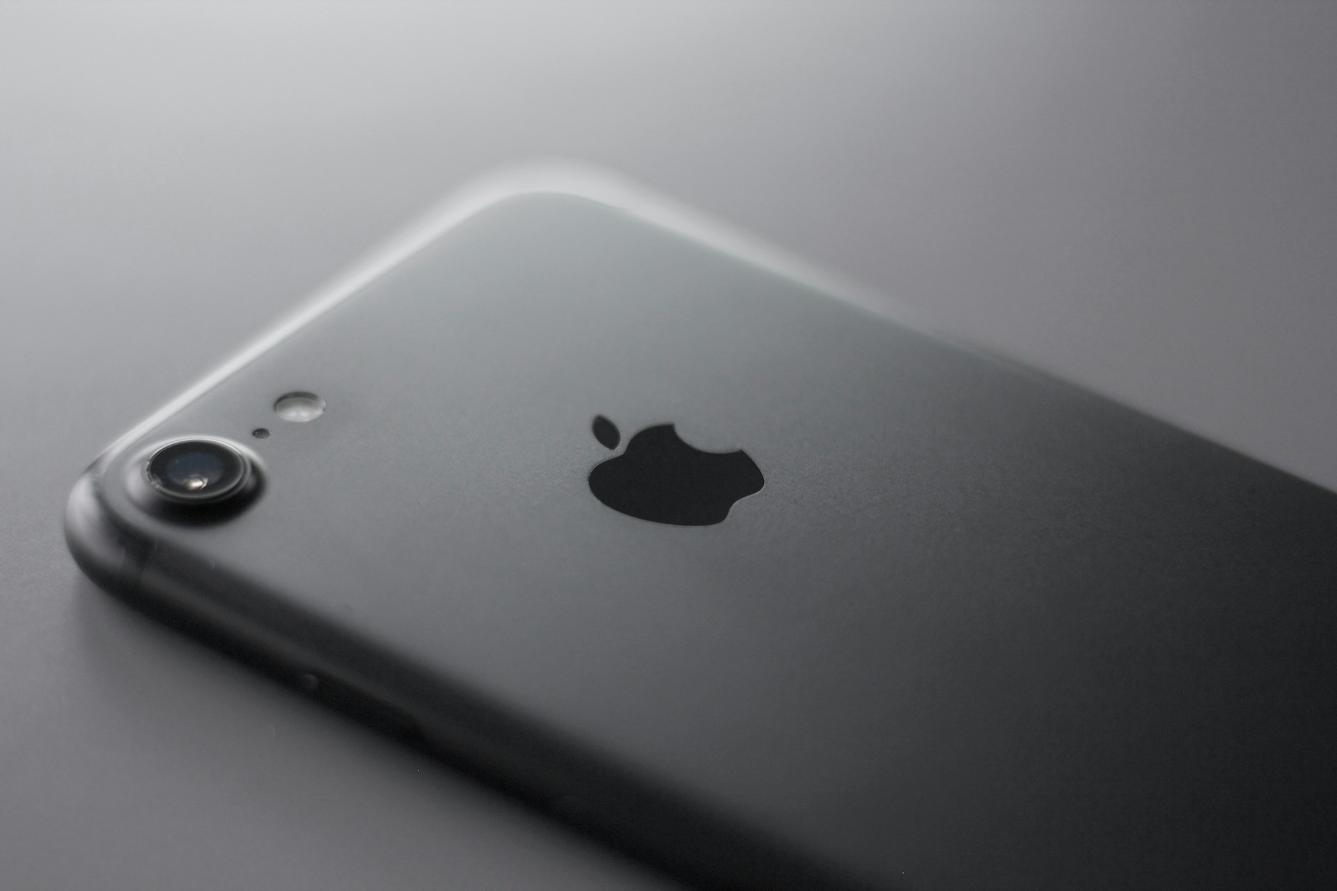 【排行榜】2025年11月二手機回收增值/品牌占比排行公開！蘋果這款竟意外奪冠！