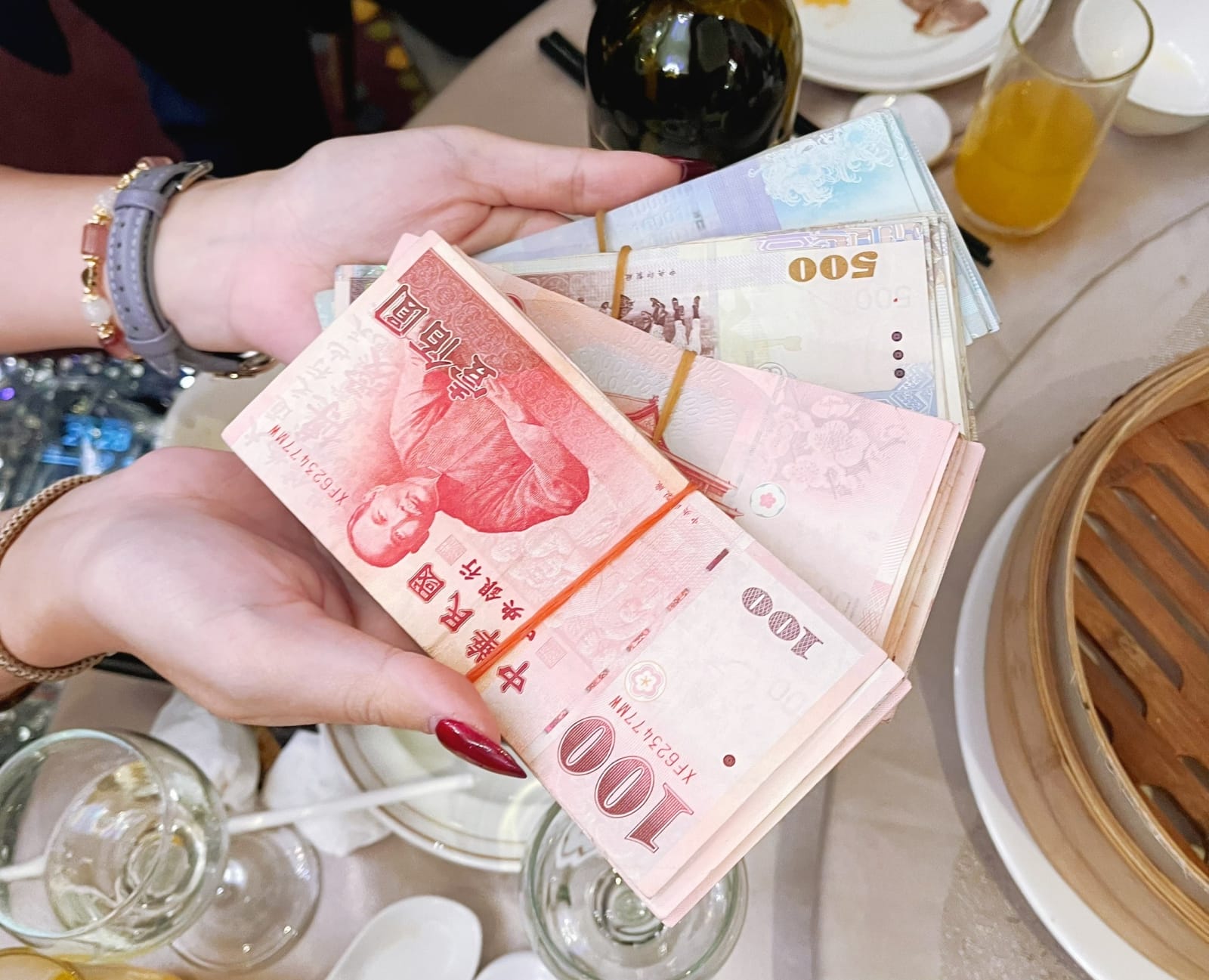 【2026換新鈔懶人包】2/9起限時5天！全台銀行/郵局兌換地點 ATM地圖 領取限制一次看