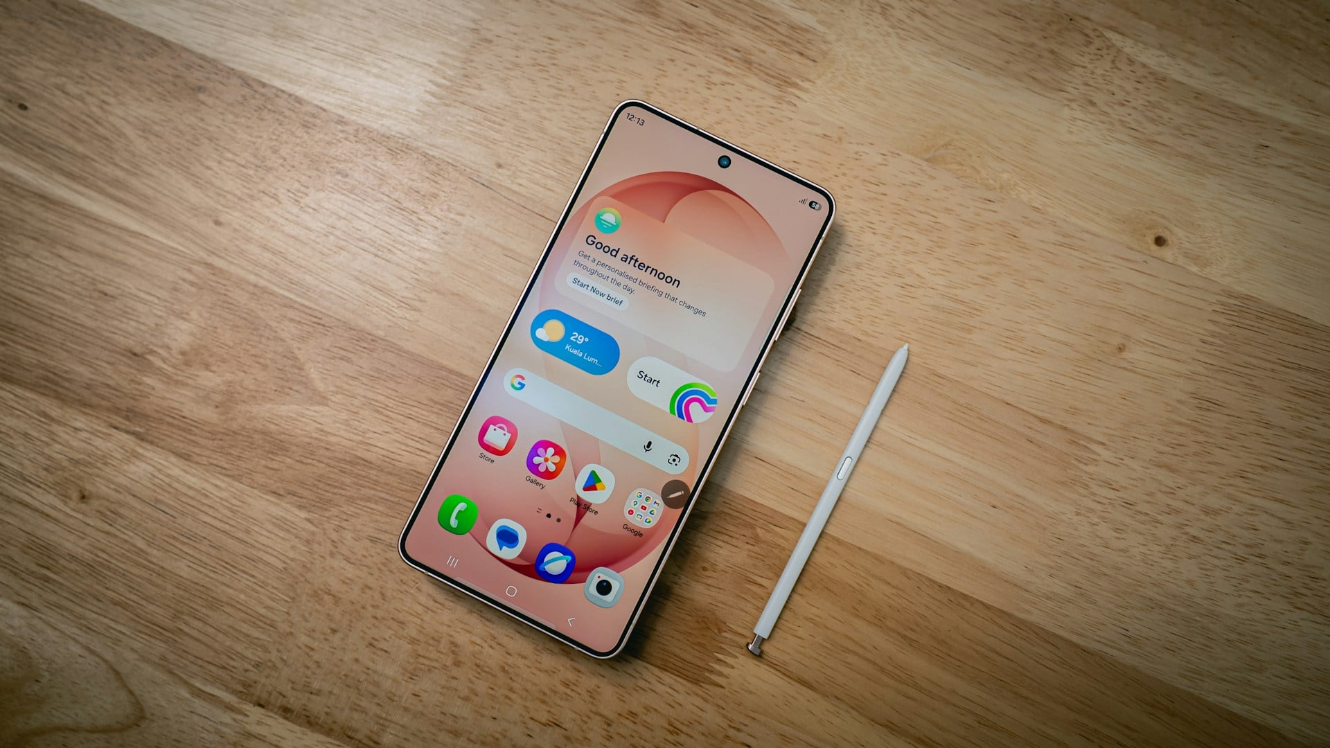 【快訊】Galaxy S26 Ultra 螢幕惹議？ 但實際影響可能不大