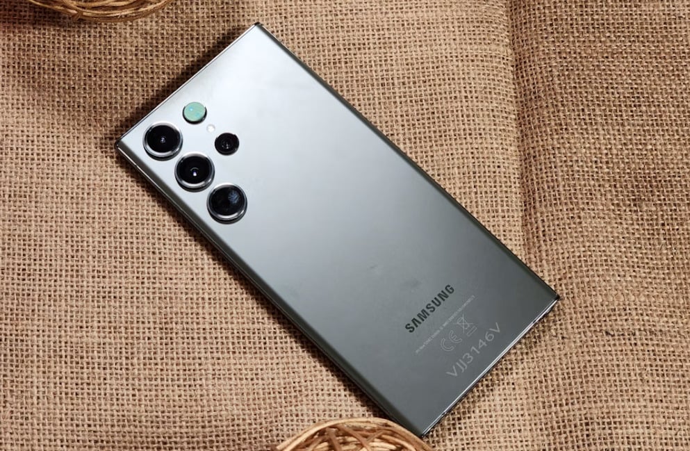 三星手機調整日曆設定教學：同步Google帳號、顯示農曆與天氣。