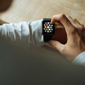 【快訊】Apple Watch 深受粉絲喜愛 吃下智慧手錶3成市場