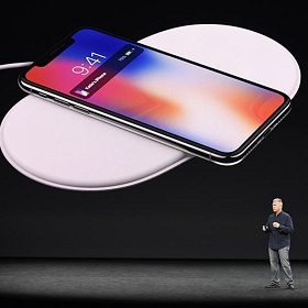 【快訊】AirPower‌將復活？彭博社：蘋果仍在探索無線充電板