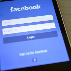 【快訊】臉書也要加入智慧手錶戰場？特殊設計還能讓使用者隨時發 IG