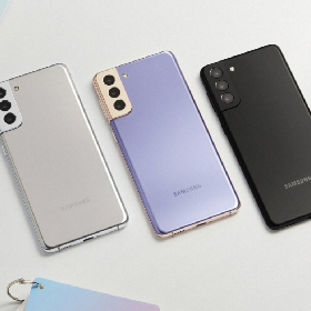 【快訊】Galaxy S21 FE發表倒數？雙版本現身Google Play Console 資料庫