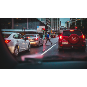 【汽車專知】三寶的開車行為有哪些？怎麼不當馬路三寶？