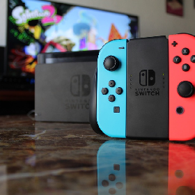 【快訊】晶片荒衝擊遊戲市場Sony續產ps4！Switch成最大贏家？