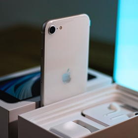 【快訊】不是 iPhone SE 3 ！分析師曝今年將有「SE+」5G 新型號