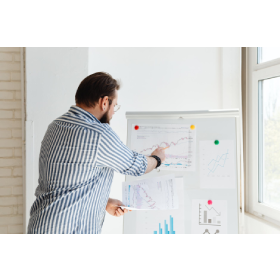 【理財專知】什麼是股票估值？３分鐘學會用它判斷股票買貴買便宜