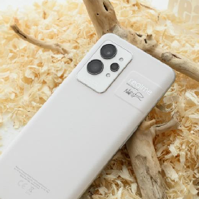 【快訊】紙做的手機！realme GT2 Pro登台 規格、亮點看這裡