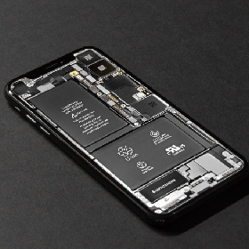 【快訊】引進「電動車」技術！三星旗艦、新 iPhone 將有續航大升級