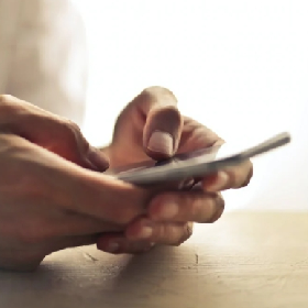 【快訊】買新 Android 手機第一件事要做什麼？國外鄉民一面倒做這動作