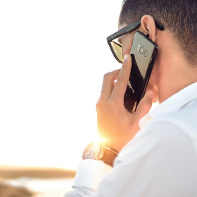 【快訊】你討厭接電話嗎？Whoscall最新調查揭 年輕人「電話恐懼症」比例高