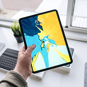 【快訊】耳機孔、Lightning全消失？「平價」iPad 外觀大改版