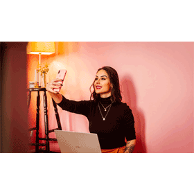 【手機專知】iPhone前鏡頭自拍美肌如何設定？ iOS原廠相機美顏效果教學