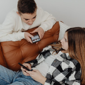 【快訊】全新社群霸主降臨？抖音也被超越 美年輕人超瘋匿名新社群App