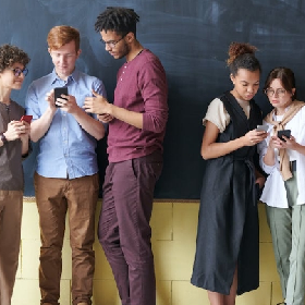 【快訊】三星市占第一寶座危？全球5大手機品牌最新市占排名看這裡