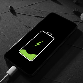 【快訊】不是iPhone 14！2022 手機電池續航力最強是這款電競手機