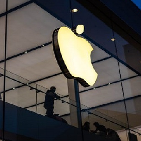 【快訊】尺寸超驚人！蘋果爆將有 iPad Ultra 比 MacBook 更大台