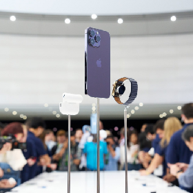 【快訊】史上最昂貴？iPhone 15傳價格大漲 取消128GB配置