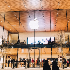 【快訊】蘋果終於有AI聊天機器人？彭博最新爆料看這