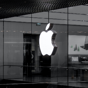 【快訊】Google、Apple傳要發表摺疊平板？爆料透露：最快明年發表