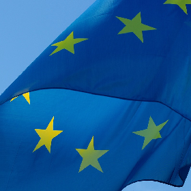 【快訊】改用 USB-C 還不夠！歐盟盼這三點也要「開放競爭」