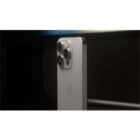 【購機技巧】2024最新iPhone電池續航力排行榜！這款哀鳳電量最持久！