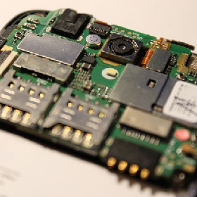 【快訊】旗艦晶片沒必要？調查揭７成民眾認同