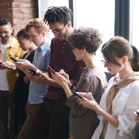 【快訊】2023最佳手機是？網友票選結果出爐