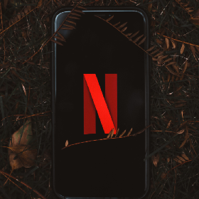 【快訊】Netflix打擊寄生帳號再擴大！手機不能看解方看這