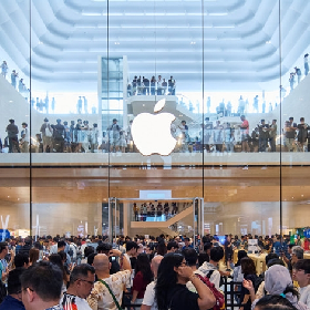 【快訊】iPhone 16邀請函曝光？他證實假的：用AI輔助做的