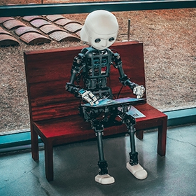 【快訊】「AI幫忙還是幫倒忙？」7成員工直言：工作量爆增，壓力山大！