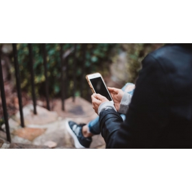 【手機專知】DCI-P3是什麼？手機螢幕色域規格一次搞懂！