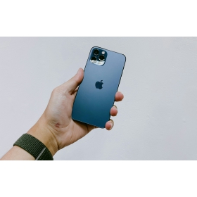 【快訊】iPhone 17 Pro 傳聞再升級：可能配備 8 倍變焦鏡頭！？