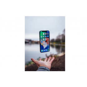 【手機專知】SGS 抗跌耐摔認證是什麼？手機耐用度測試解析