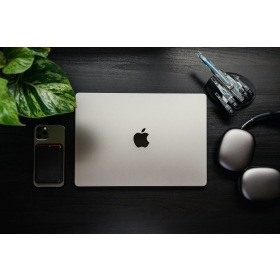 【快訊】蘋果 M5 MacBook Pro 傳即將量產？觸控螢幕再等等