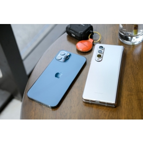 【快訊】iPhone Fold 傳搭載 24MP螢幕下鏡頭：蘋果能否突破技術限制？