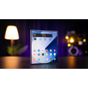 【快訊】三星三摺手機規格曝光：5,600mAh 電池、10吋大螢幕