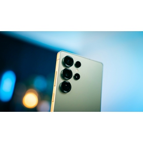 【快訊】Galaxy S27 Ultra 傳出相機大改款：三星旗艦要動真格了？