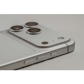 【快訊】iPhone 17 賣爆？！Apple 單季營收年增 16%，熱賣帶動業績爆發