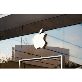 【快訊】記憶體成本走高！Apple 罕見坦言：未來影響可能逐步放大