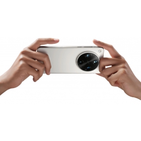 【快訊】OPPO Find X9 Ultra 疑諜照曝光？巨大鏡頭模組成焦點