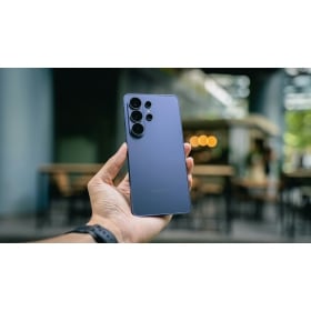 【快訊】Galaxy S26 Ultra「防窺螢幕」引爭議？部分用戶抱怨模糊、眼睛疲勞