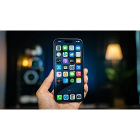 【快訊】iPhone iOS 27 大變革？Siri 傳支援多模型，Gemini、Claude 都能用！